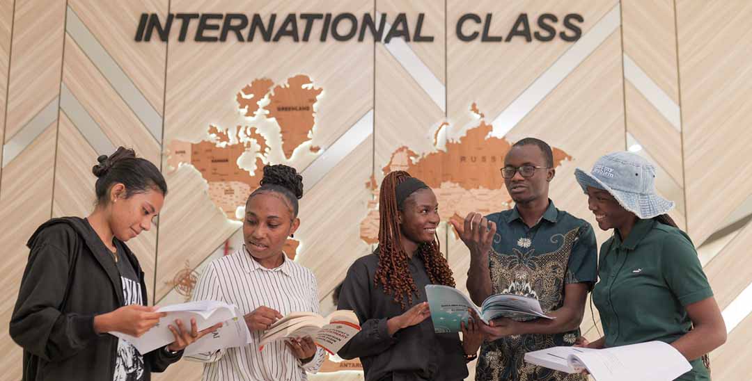 Diskusi Kelompok Poltekkes Yogyakarta Internasional